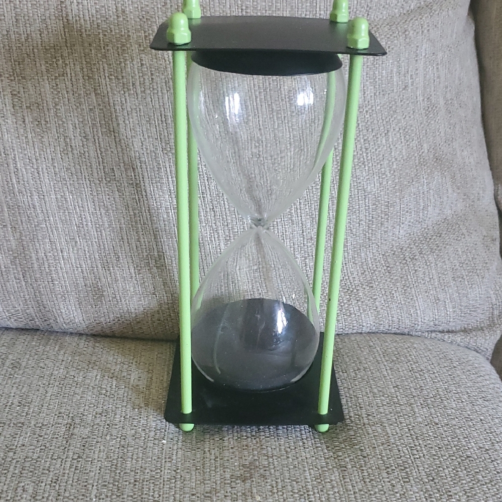 Green and Black Hourglass Timer
